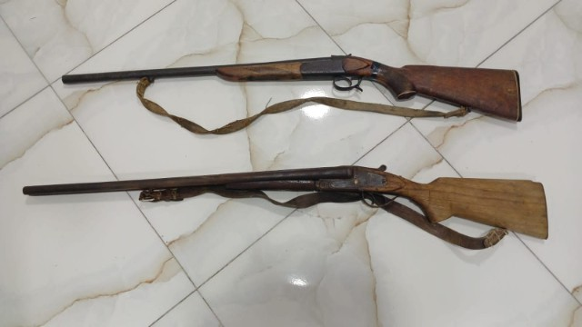 Biləsuvar sakinlərindən qanunsuz saxlanılan odlu silahlar götürüldü - FOTOLAR