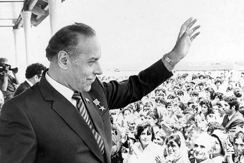 "Dövlət quruculuğu prosesi ulu öndər Heydər Əliyevin adı ilə bağlıdır" - RƏY