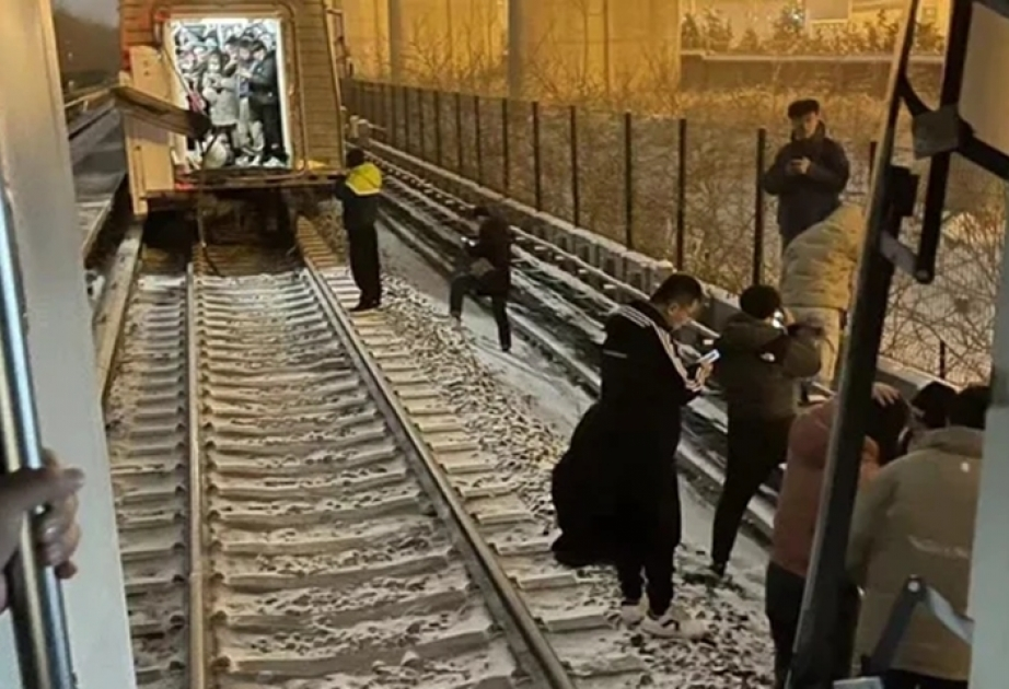 Pekin metrosundakı qəzada xəsarət alanların sayı 102-yə çatıb