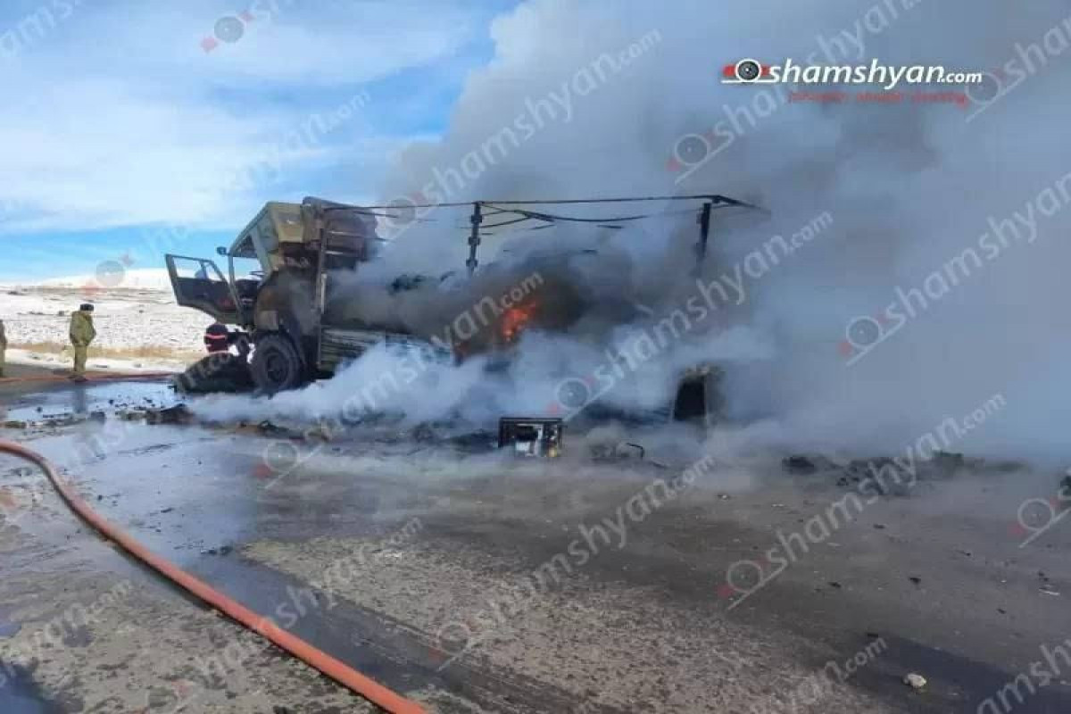 Ermənistanda Rusiya sülhməramlılarına məxsus yük maşını yanıb
