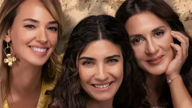 Bu serial 132 milyon saat izlənildi - FOTO