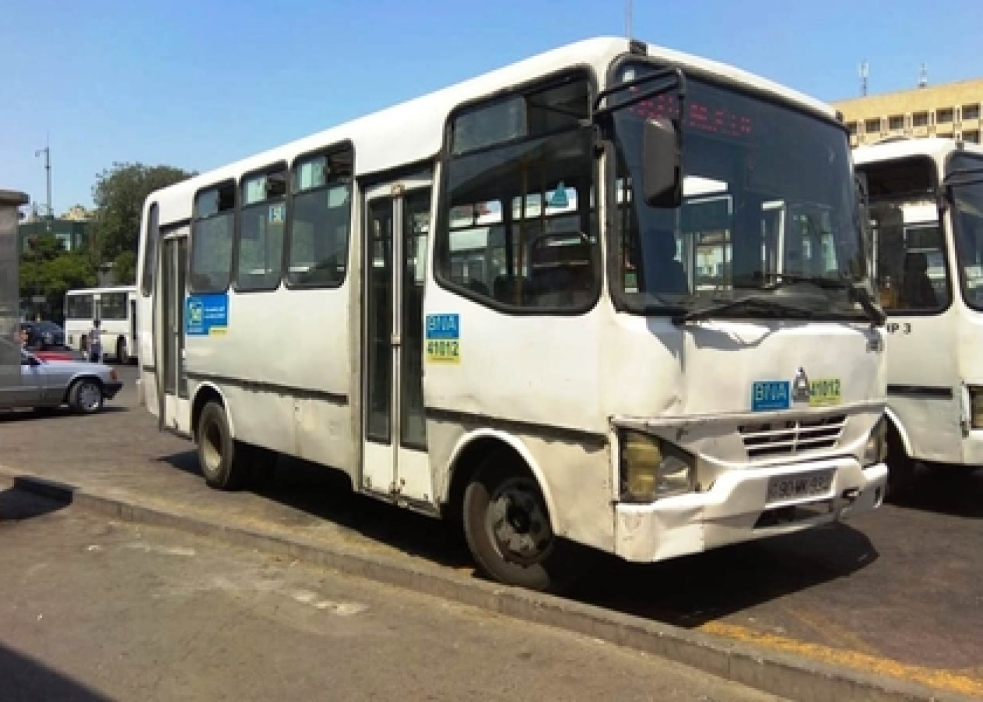 Bakıda 100-ə yaxın avtobus tələblərə cavab vermir