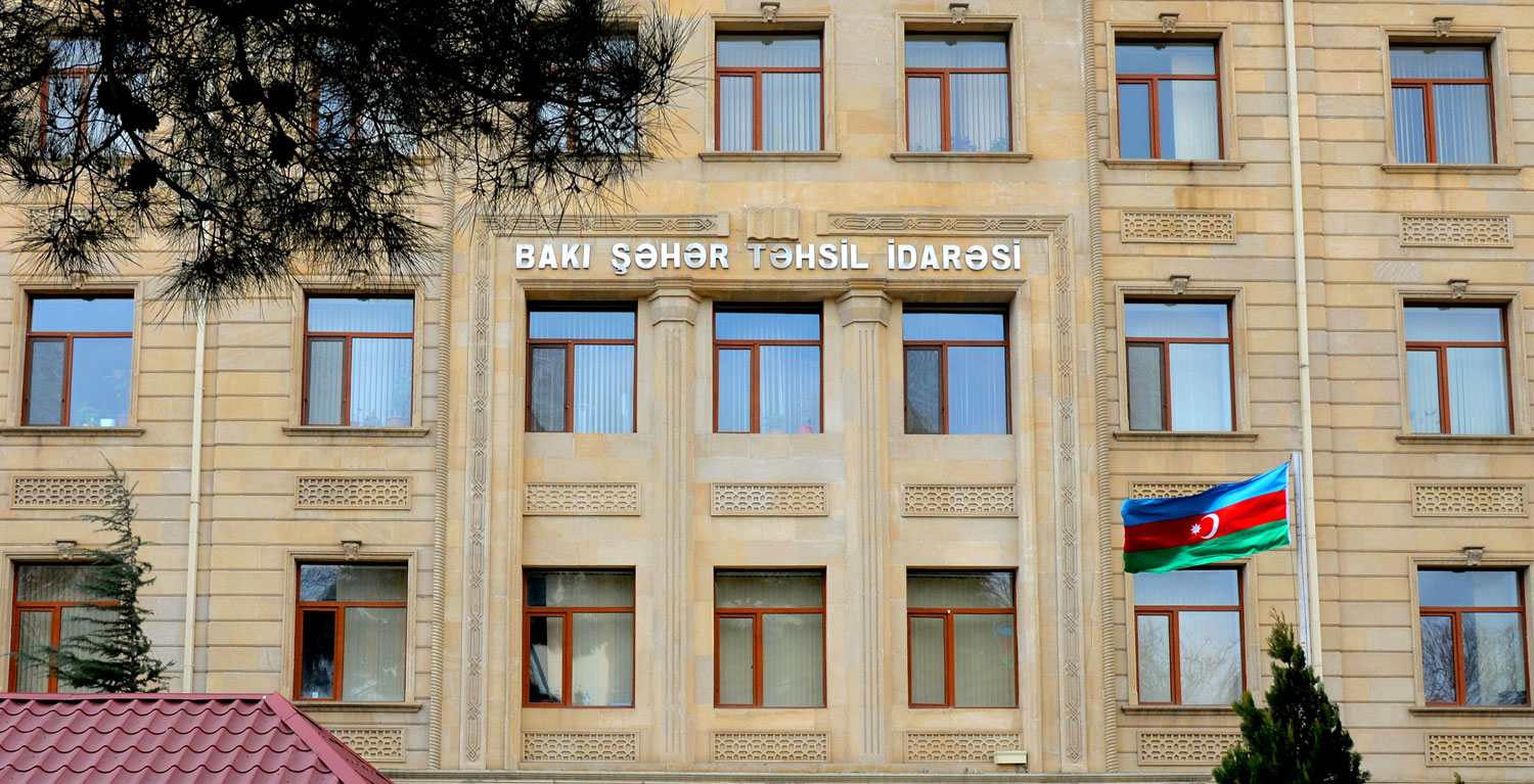 Bu il Bakıda 24 məzun məktəbi qızıl və gümüş nişanla bitirib