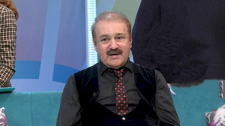 Cavanşir qadın həmkarlarını ƏLƏ SALDI: “Protez diş qoyub, dodaqlarını şişirdib...”