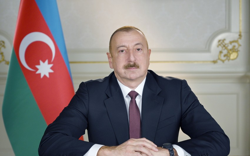 Prezident İlham Əliyev Aleksandar Vuçiçi təbrik edib