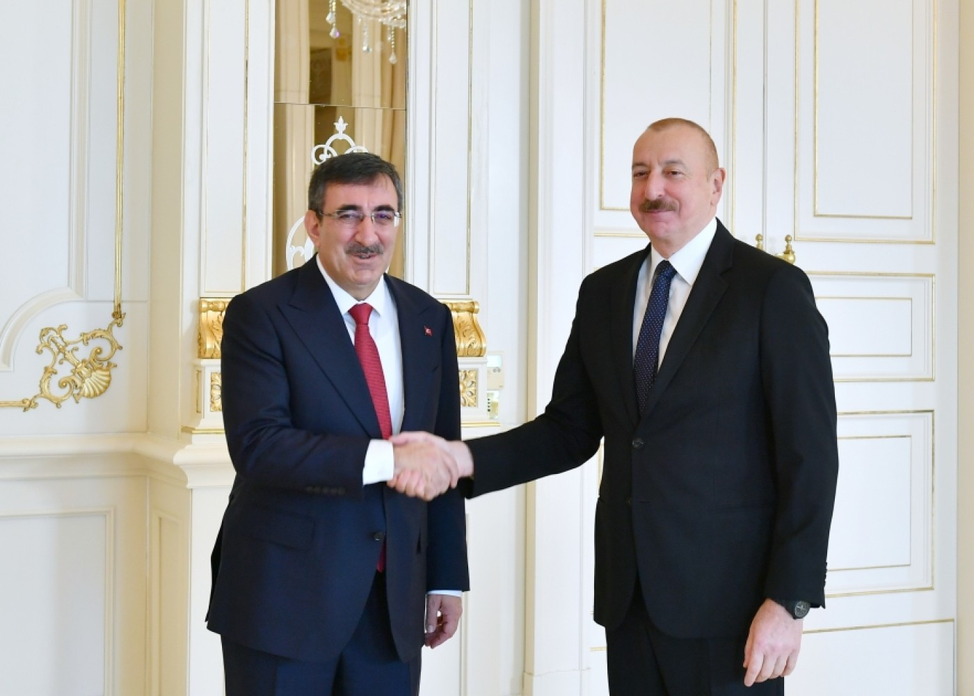 İlham Əliyev Türkiyənin vitse-prezidentini qəbul etdi - FOTO (YENİLƏNİB)