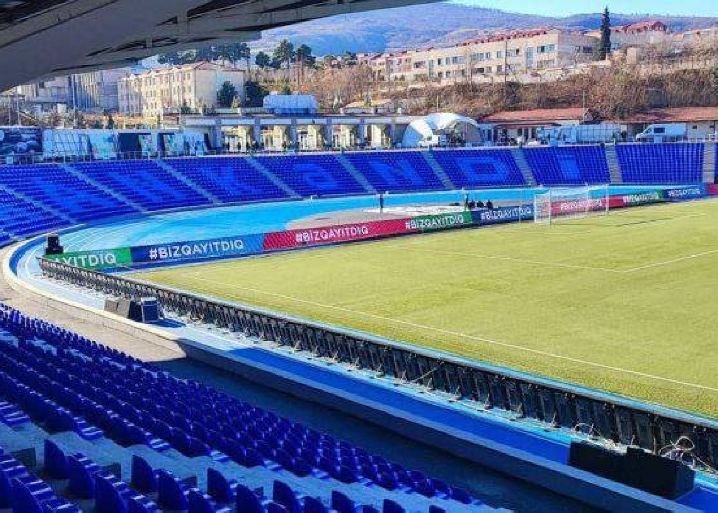 Xankəndi stadionu işıqlandırıldı, lövhələr quraşdırıldı - FOTOLAR