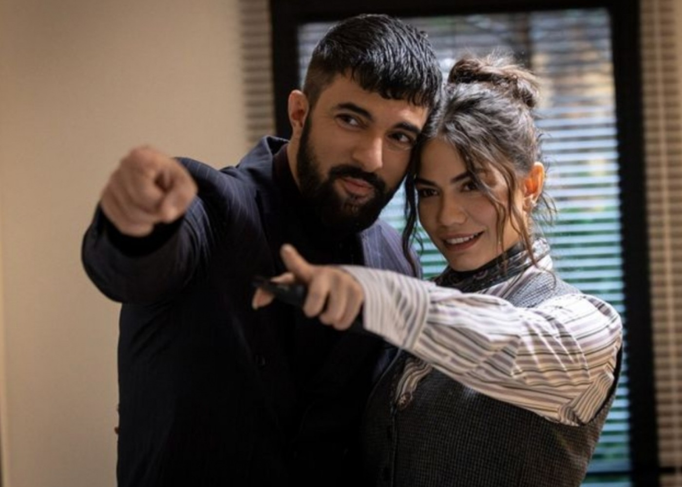 Finaldan əvvəl serialdan getdi - FOTO