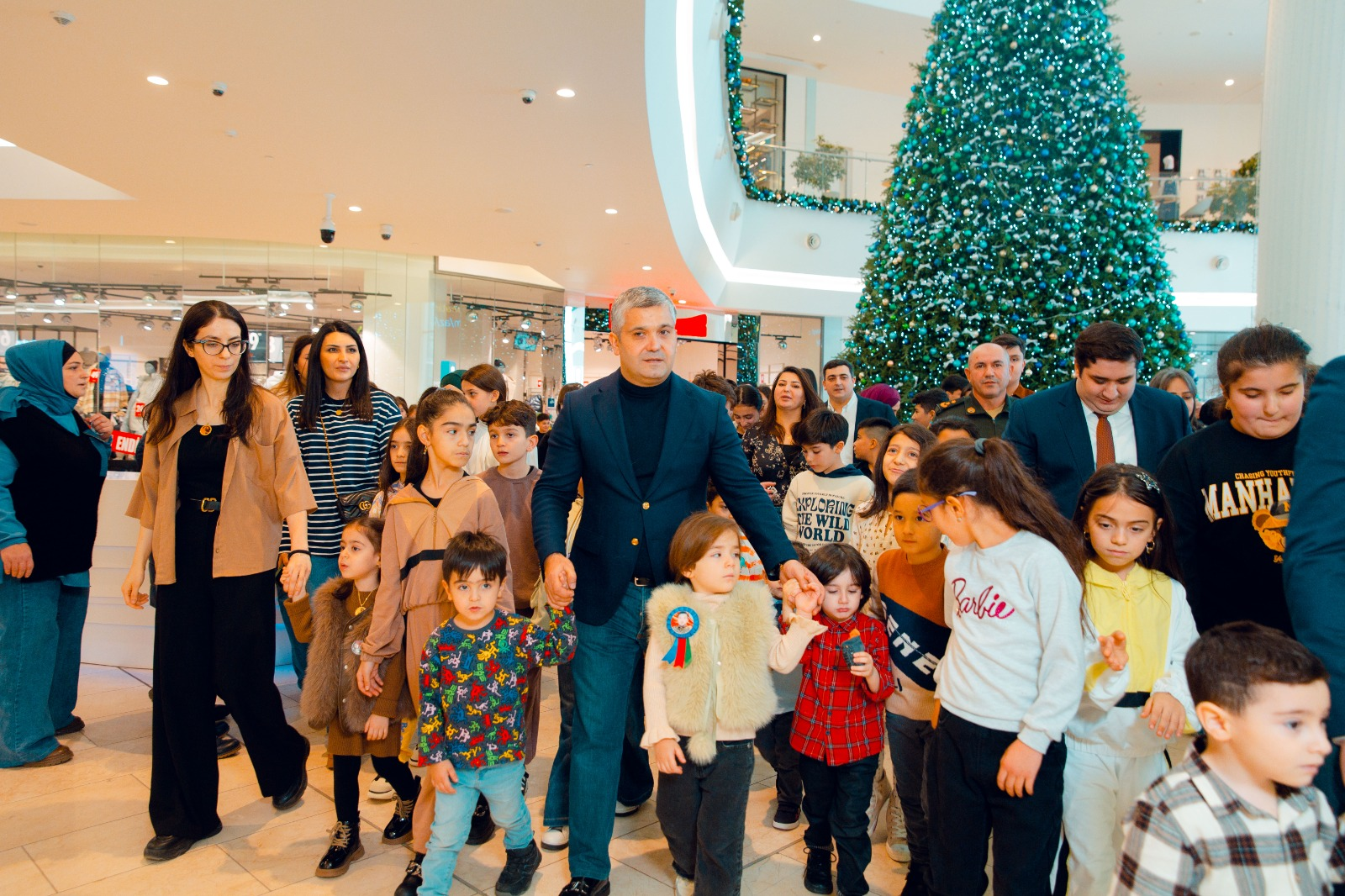 Şəhid övladları “Qürür dolu Yeni il” bayram tədbirində doyunca əyləniblər - VİDEO + FOTO
