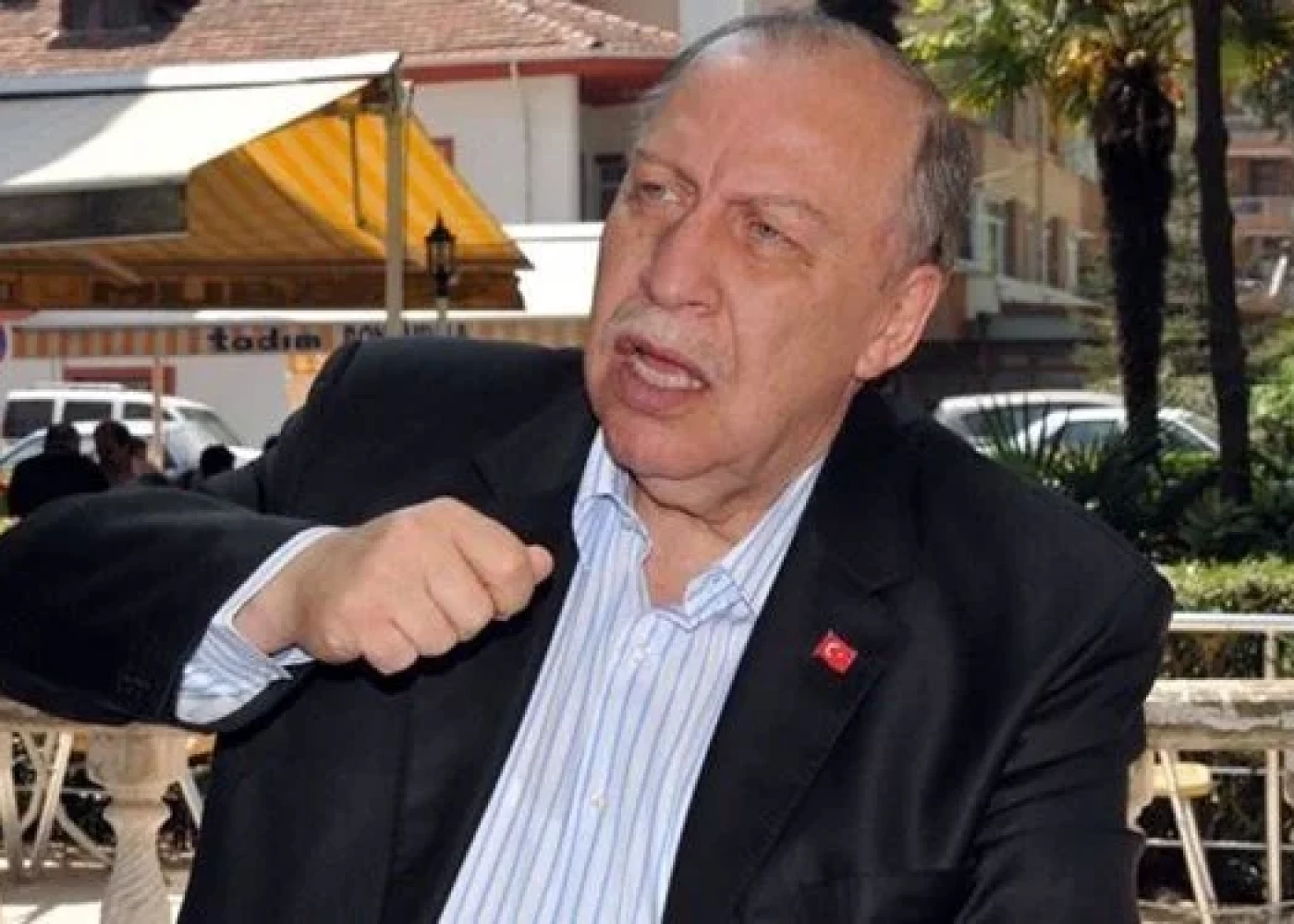 Türkiyədə sabiq nazir xəstəxanada vəfat etdi