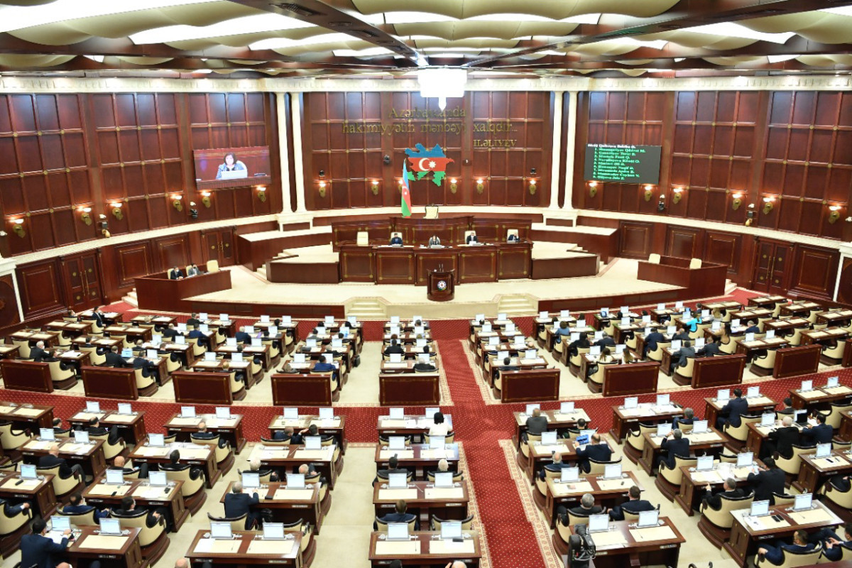 Milli Məclisin payız sessiyası son iclasının gündəliyi açıqlanıb