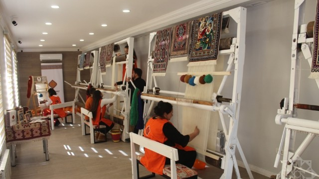 Laçın şəhərində Xalçaçılıq Mərkəzi açılıb