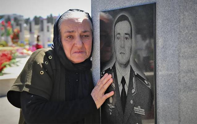 Polad Həşimovun anası: "Övladlarımızı itirsək də şərəfli ad qazandıq"