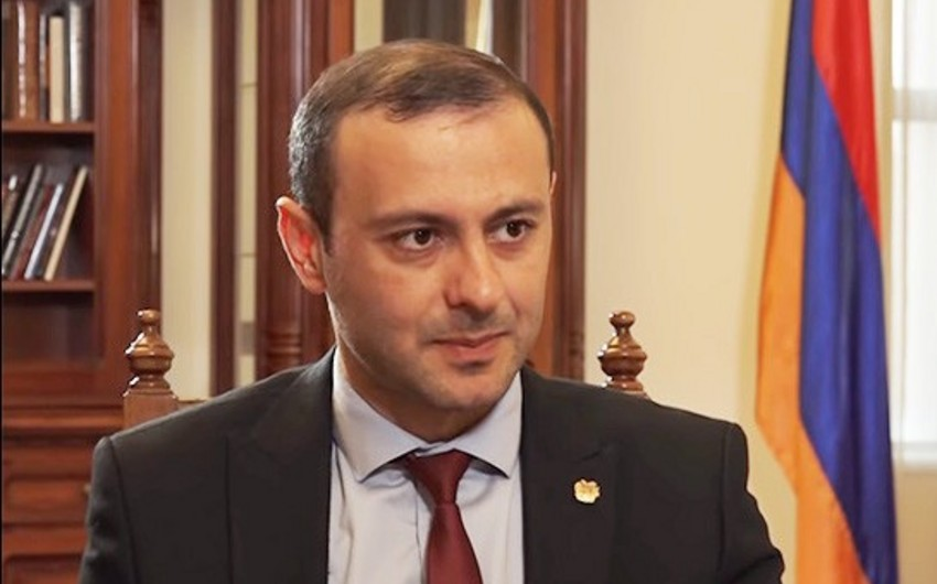 Armen Qriqoryan ABŞ rəsmisi ilə İrəvanla Bakı arasında münasibətlərin normallaşmasını müzakirə edib