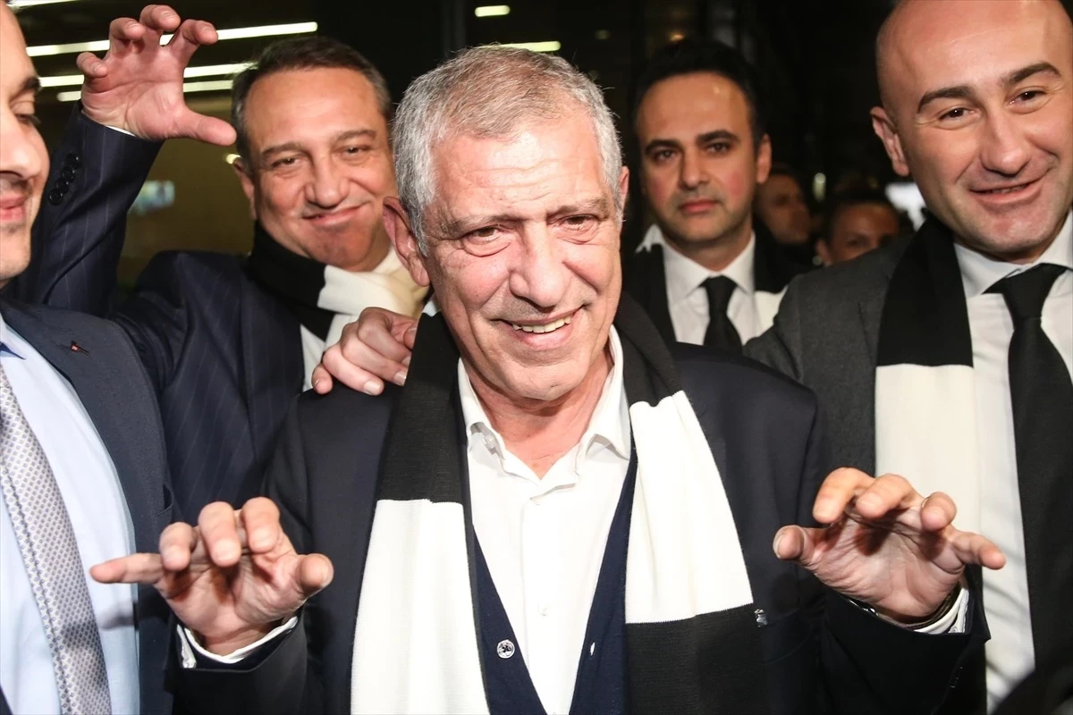 "Beşiktaş" yeni baş məşqçi ilə müqavilə imzalayıb
